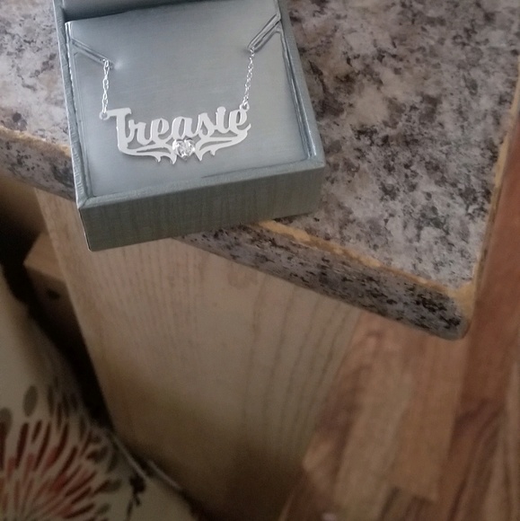 Meet your Posher, Aquasena - Picture 1 of 1